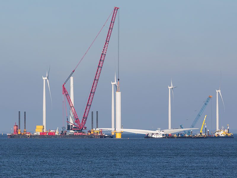 Thermotec AG - Offshore-Windkraft an Land vollendet - kostenintensive Installation eines Offshore Windrades